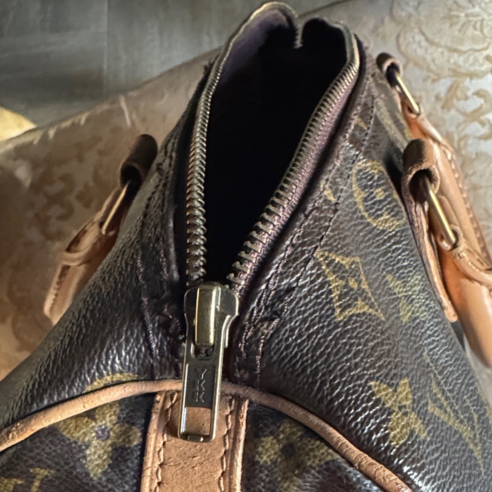 Louis Vuitton Monogram Brown Duffel 30 Bag - Picture 17 of 17
